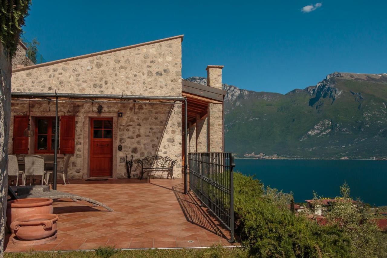 Villa Limone リモーネ・スル・ガルダ エクステリア 写真