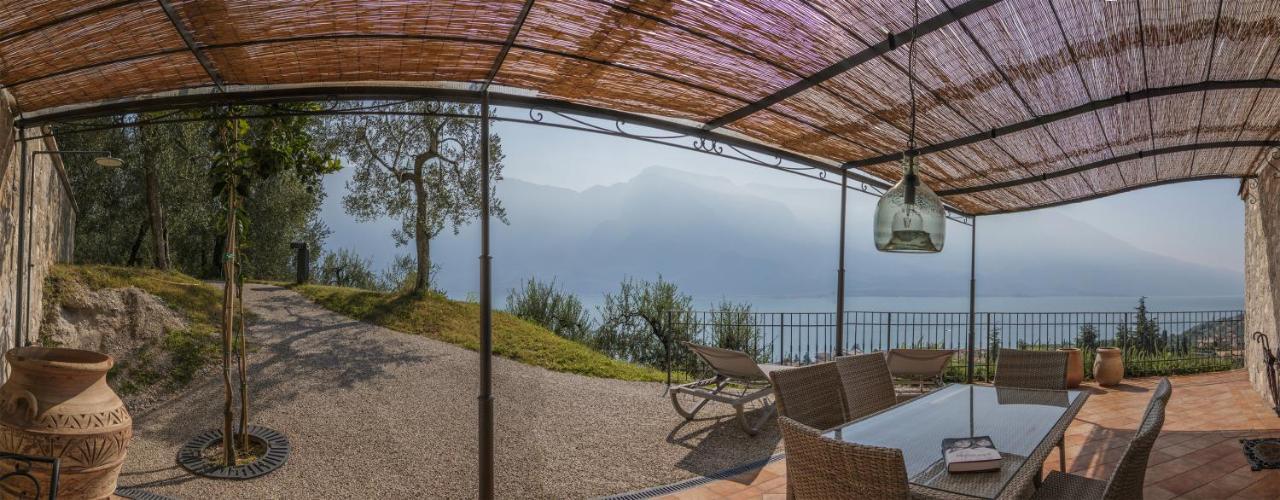 Villa Limone リモーネ・スル・ガルダ エクステリア 写真