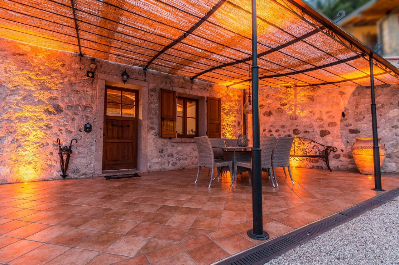 Villa Limone リモーネ・スル・ガルダ エクステリア 写真
